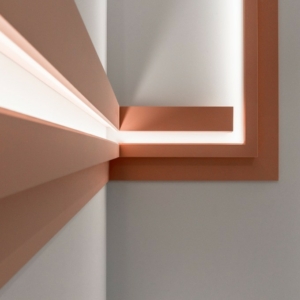 Kép 2/7 - Orac Decor C381 rejtett világításos díszléc, 50 x 95 x 2000 mm